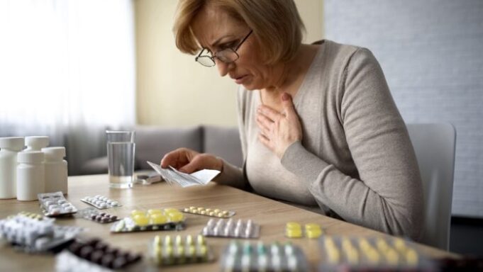 Les Intoxications Médicamenteuses