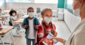 Le protocole sanitaire dans les écoles serait inutile