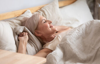Sommeil des seniors : 3 conseils pour bien dormir