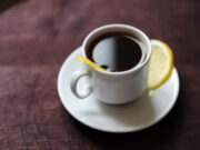 Peut-on perdre du poids en mélangeant du café et du citron ?