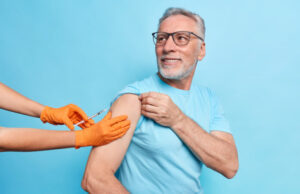 Troisième dose : doit-on prendre rendez-vous maintenant ?