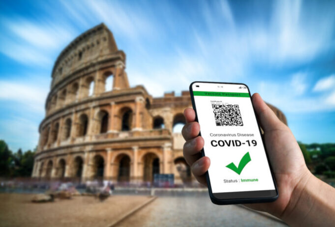 Italie : cinéma, concerts et matchs fermés aux non-vaccinés