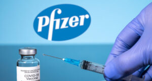 Omicron : le vaccin Pfizer protège à 70 % des cas graves