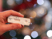 Autotests : vente autorisée dans les supermarchés jusqu’au 31 janvier