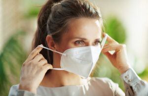 Variant Omicron : faut-il tous porter un masque FFP2?