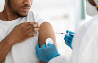 Covid-19 : un vaccin annuel à la place de rappels fréquents