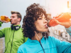 Des centaines de substances nocives dans les gourdes en plastique
