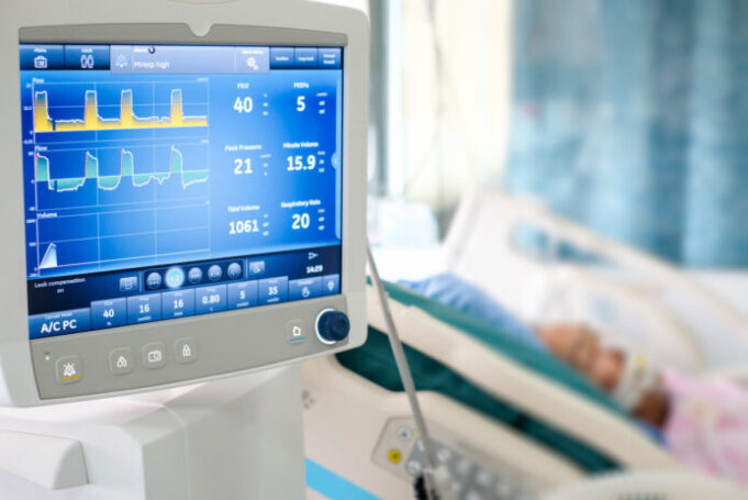 Seuil à «1.500 malades en réanimation» pour en finir avec le masque