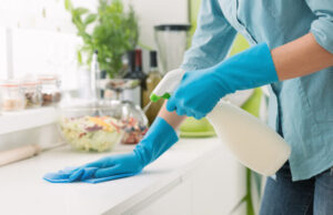 Produits de ménage : autant de particules fines que les voitures.