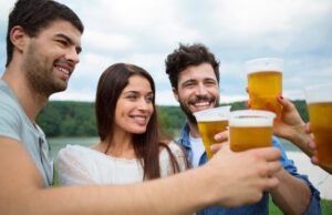 Deux bières par jour fait vieillir le cerveau