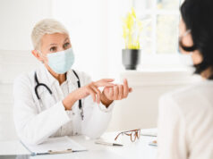Covid-19 : faut-il garder le masque chez le médecin ou le dentiste?