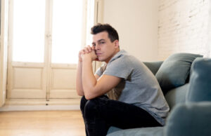 Covid : les troubles anxiodépressifs perdurent 16 mois après une forme modérée