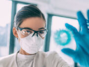 Covid : nouveau variant inconnu combinant BA.1 et BA.2