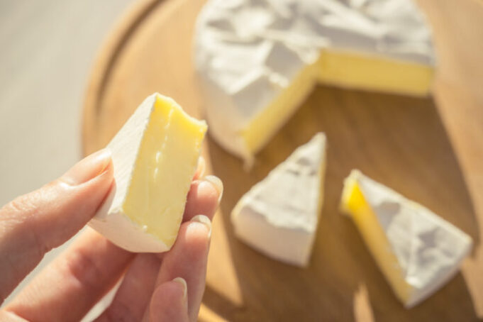 Intoxication alimentaire : six fromages vendus en grande surface rappelés pour risque de listériose
