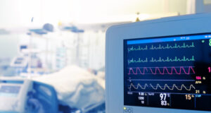 Covid-19: toujours 25 000 malades à l’hôpital