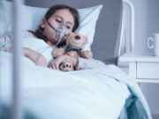 Hépatites aiguës inconnues : la piste d’un virus