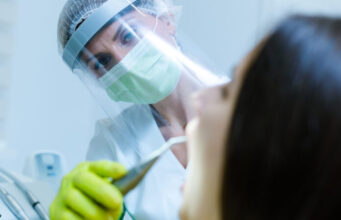 Covid-19 : «le vaccin n’empêche ni la transmission du virus ni de le contracter»