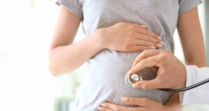 Covid pendant la grossesse : risques sur les fonctions motrices du futur bébé