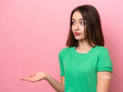 Vaccin Covid : que faire en cas de troubles menstruels ?