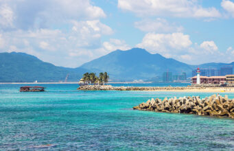 80 000 touristes coincés sur une île en Chine, après des détections de cas de Covid-19
