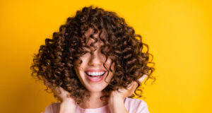 Qu’est-ce-que la « curly hair method » ?
