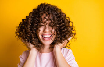 Qu’est-ce-que la « curly hair method » ?