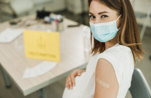 Covid-19 : deux études rassurent sur le vaccin durant la grossesse