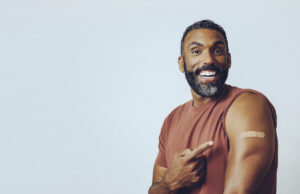 Covid-19 : les vaccins ARN adaptés à Omicron bientôt autorisés