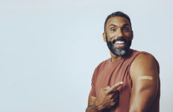 Covid-19 : les vaccins ARN adaptés à Omicron bientôt autorisés