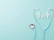 Désert médical : des habitants financent leur maison de santé !