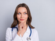 Vaccins adaptés Omicron : qui est prioritaire ?