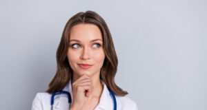 Vaccins adaptés Omicron : qui est prioritaire ?