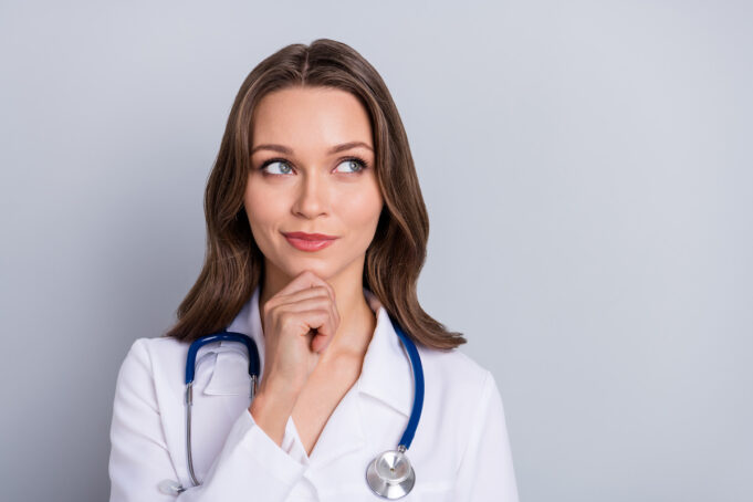 Vaccins adaptés Omicron : qui est prioritaire ?