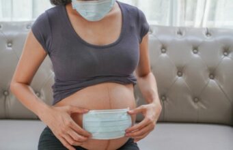 Enceinte avec la COVID-19