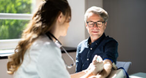 Une seule prise de sang pour détecter 50 cancers