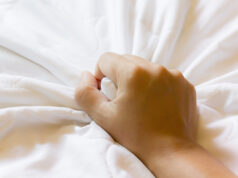Vous n’arrivez pas à atteindre l’orgasme ? Ces habitudes sont peut-être en cause