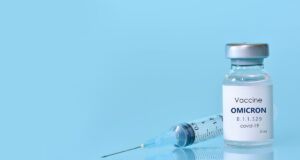 Covid-19 : les nouvelles doses adaptées à Omicron arrivent