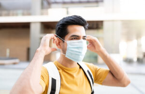 90 000 nouveaux cas : la huitième vague enfle.