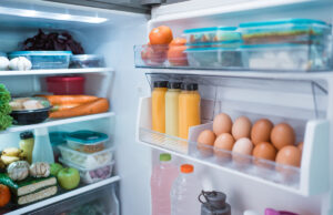 Aliments périmés : lesquels peut-on quand même consommer ?