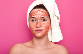 Tendance : le masque pour le visage au sang, une bonne idée ?
