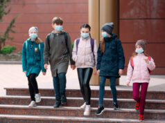 Covid-19 : pas de reconfinement pour le moment même si la rentrée scolaire inquiète