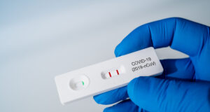 Quelle est la difference entre un test pcr et antigenique?