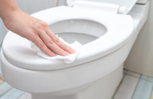 Ces gestes que l’on croit hygiéniques, mais qui ne servent à rien