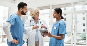 Quelle est cette triple épidémie qui menace la France ?