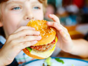 Fast-food : de plus en plus de calories