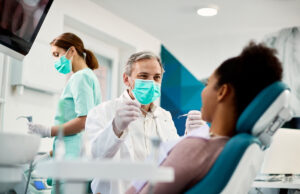 Centres dentaires : agrément obligatoire pour éviter de nouveaux scandales