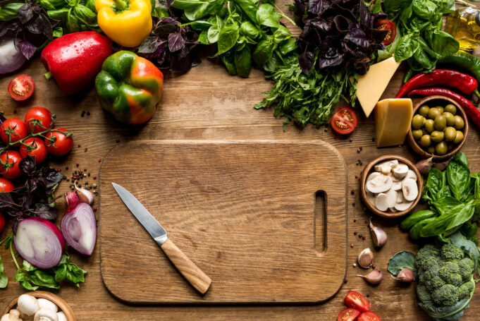 Bois ou plastique : quelle planche à découper est plus hygiénique ?