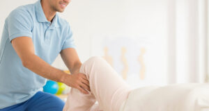 Parkinson : symptômes aux jambes et traitements