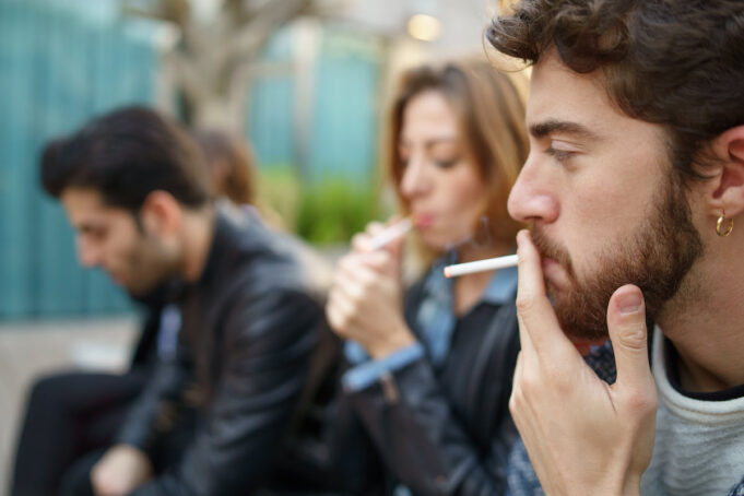 Le tabac augmente le risque de 56 maladies
