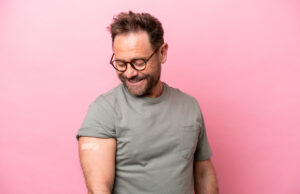 Covid-19 : la quatrième dose de rappel ouverte à tous